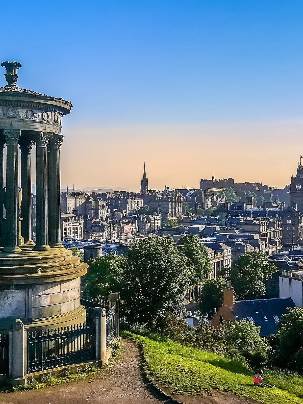 Edinburgh skyline